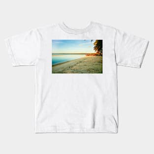 Great tropical scene Kids T-Shirt